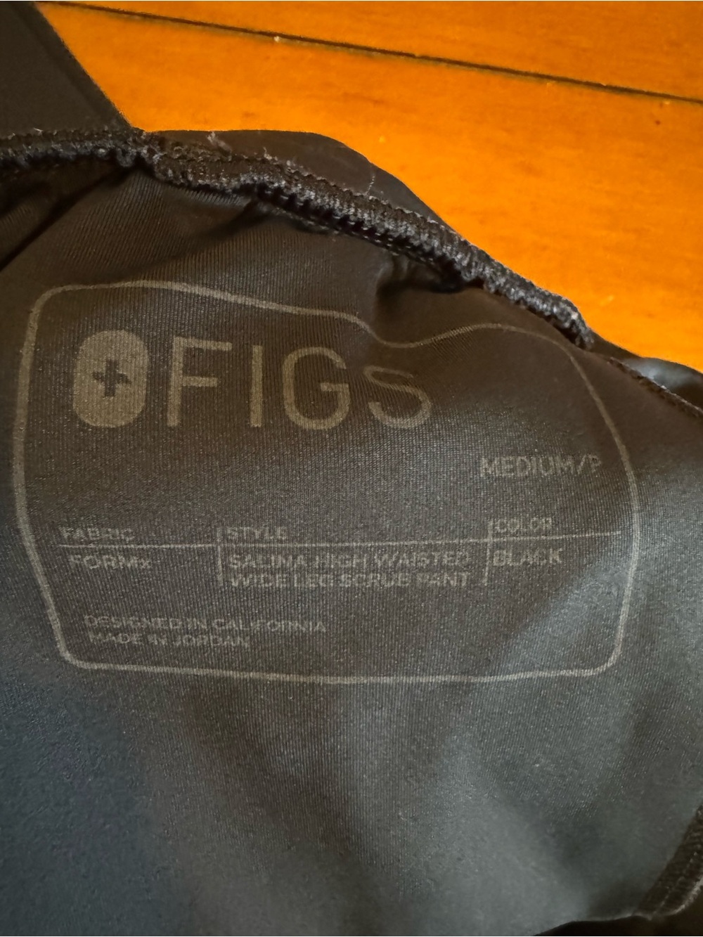 Black Figs scrub pants - Picture 3 of 3